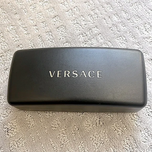 😎NIB Versace sunglasses - Picture 10 of 13